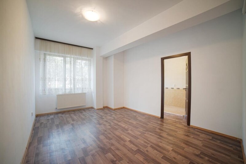 Calea Ferentari 2 camere  52 mp  Parcare subterana  Bloc 2012